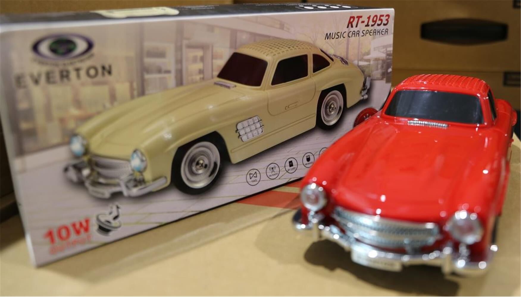 EVERTON RT-1953  Kırmızı Bluetooth Fm-Usb-Tf-Aux Şarjlı Nostaljik Radyo