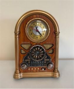 Everton RT-719  Şarjlı, Saat Göstergeli Nostaljik Radyo( Bluetooth-USB-SD-FM)