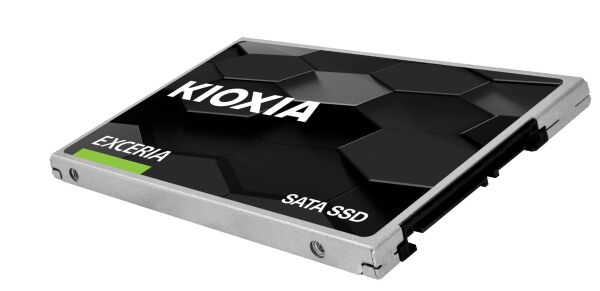 960GB KIOXIA EXCERIA 2.5'' 3D 555/540MB/s LTC10Z960GG8