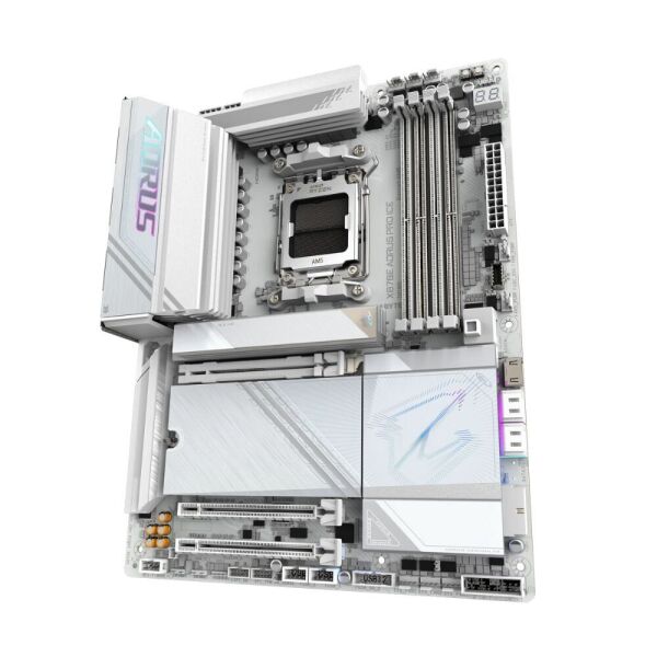 GIGABYTE X870E AORUS PRO ICE DDR5 M.2 HDMI DP ATX AM5
