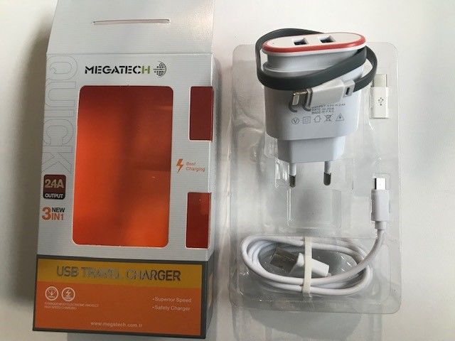 Megatech Beyaz  2.4A ( Ev Şarj + Micro Kablo+Typ-c+Iphone ) 3in1 Şarj Aleti