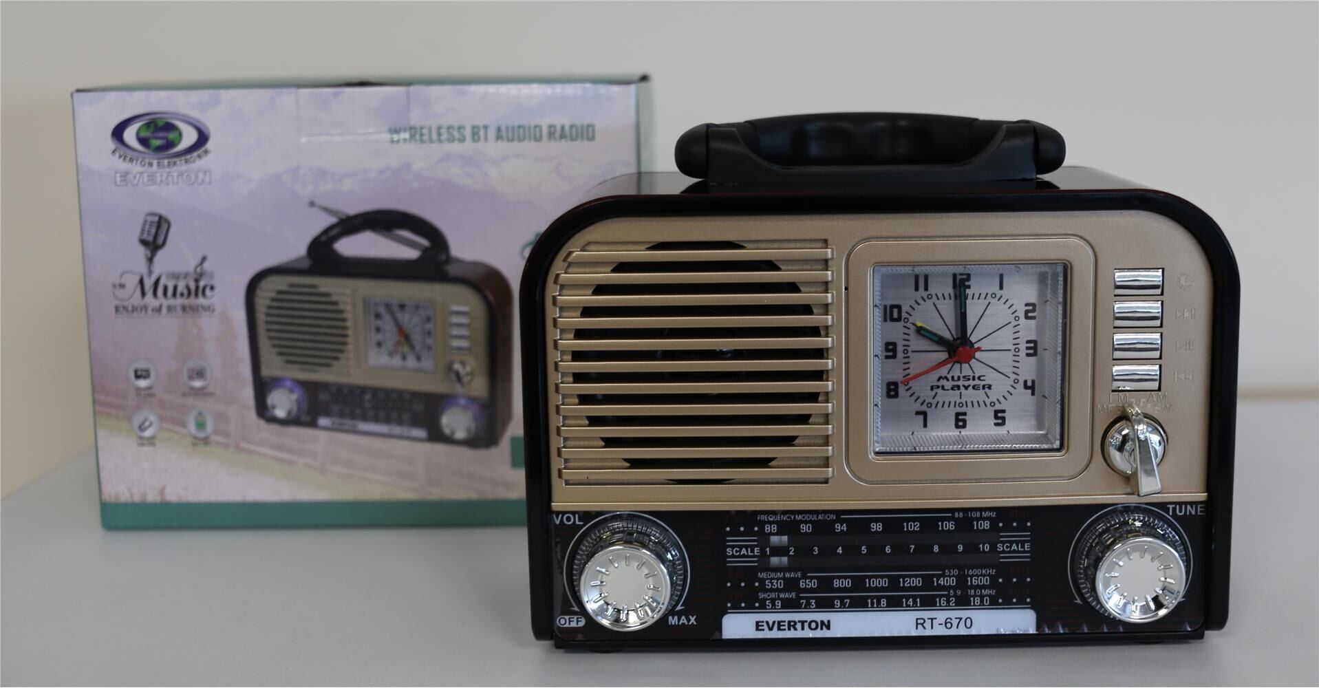 Everton RT-670 Bluetooth Usb-Micro Sd Saatli Nostaljik Radyo