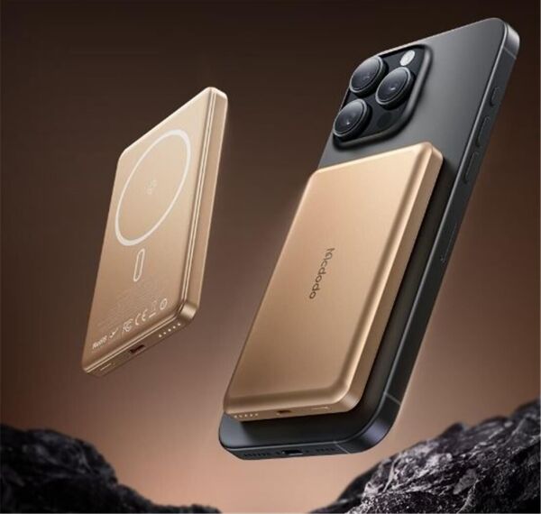 MCDODO MC-4642 5000mAh 20W Metal Ultra İnce Manyetik Kablosuz Powerbank