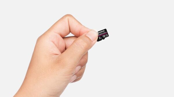 2TB EXCERIA PLUS G2 MICRO SDXC 4K 100MB/s KIOXIA LMPL2M002TG2